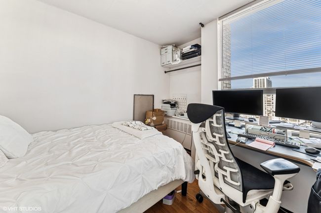 APT-2608 - 1355 N Sandburg Ter, Condo with 2 bedrooms, 1 bathrooms and 1 parking in Chicago IL | Image 13