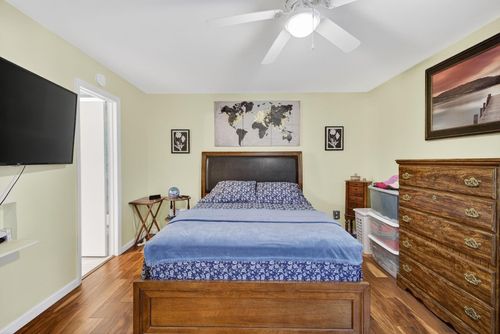 303-8400 Lagos De Campo Blvd, Tamarac, FL, 33321-3714 | Card Image