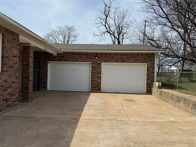 307 S Cherokee St, House other with 3 bedrooms, 2 bathrooms and null parking in Locust Grove OK | Image 23
