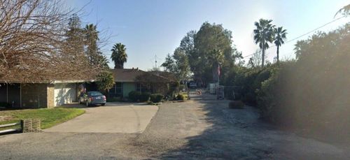 5900 Washington Rd, Hughson, CA, 95326-9355 | Card Image