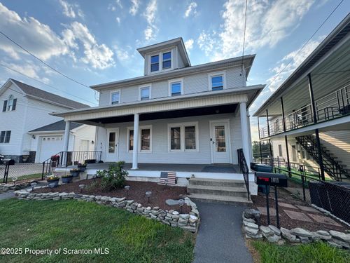 1011 Main St, Avoca, PA, 18641-1607 | Card Image