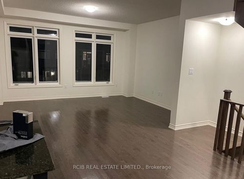 30 Arrowview Dr, Brampton, ON, L7A5H7 | Card Image