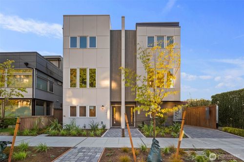 4123 B Chilberg Ave Sw, Seattle, WA, 98116 | Card Image