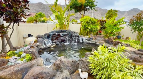 607 Kealahou St, Honolulu, HI, 96825-2911 | Card Image