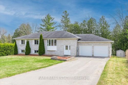 8977 Boyne River Rd, Everett, ON, L0M1J0 | Card Image