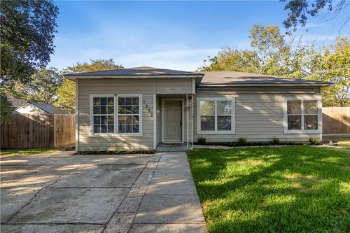 1302 E 23rd St, Bryan, TX, 77803-4907 | Card Image