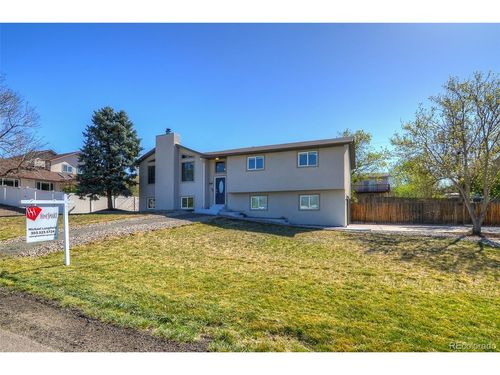8246 S Dover St, Littleton, CO, 80128-5326 | Card Image