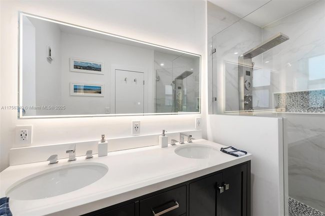 7940 Hawthorne Ave, House other with 4 bedrooms, 2 bathrooms and null parking in Miami Beach FL | Image 22