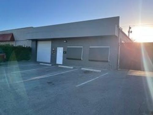 2810 Ne 7th Ave, Pompano Beach, FL, 33064-5422 | Card Image
