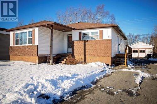 65 Byrd Ave, Gander, NL, A1V2A5 | Card Image