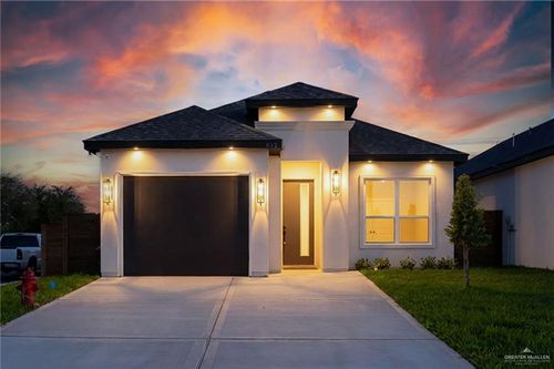 615 E 25th St, Mission, TX, 78572 | Card Image