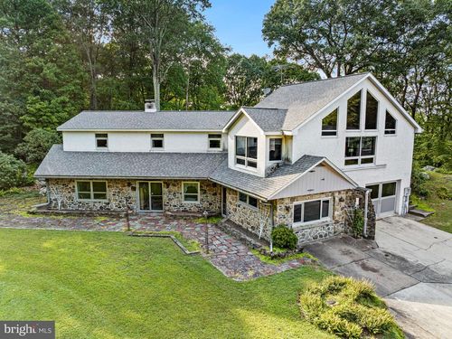 38 Lutz Rd, BOYERTOWN, PA, 19512-8322 | Card Image