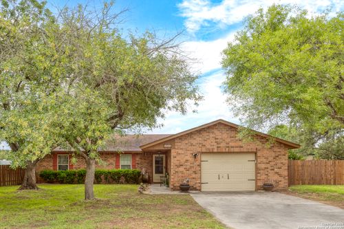 1245 Whitney, Pleasanton, TX, 78064-1726 | Card Image