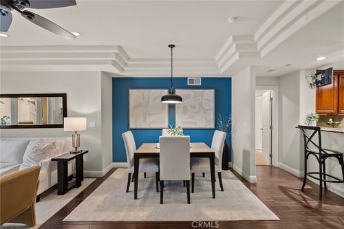 unit-204-12044 Hoffman St, Studio City, CA, 91604-4756 | Card Image