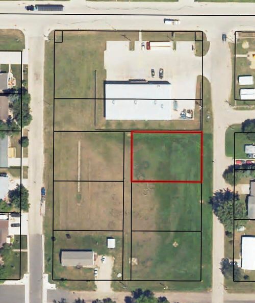325 9th St, Ipswich, SD, 57451 | Card Image