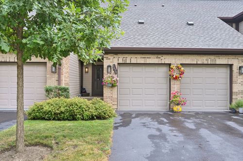1679 Pebble Beach Dr, Hoffman Estates, IL, 60169-1168 | Card Image