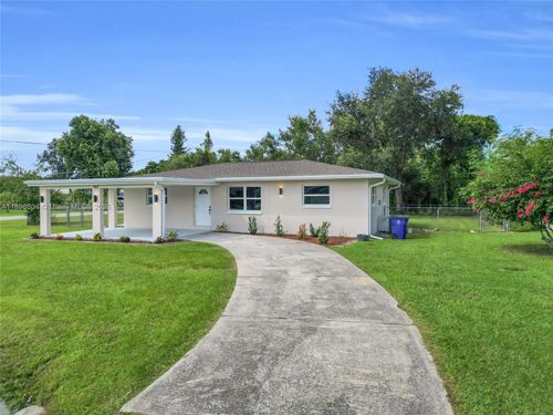 462 Muskegon Ave, Fort Myers, FL, 33905-3315 | Card Image