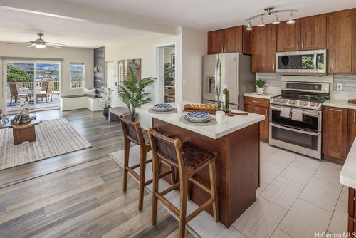 3376 Ala Laulani St, Honolulu, HI, 96818-2837 | Card Image