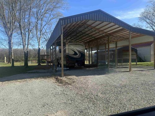 530 Catfish Ln, Crump, TN, 38327-3749 | Card Image