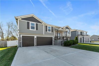 831 Cindy Lane, House other with 4 bedrooms, 3 bathrooms and null parking in Raymore MO | Image 2