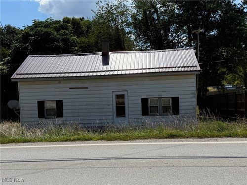 1104 E Market St, Cadiz, OH, 43907-9737 | Card Image