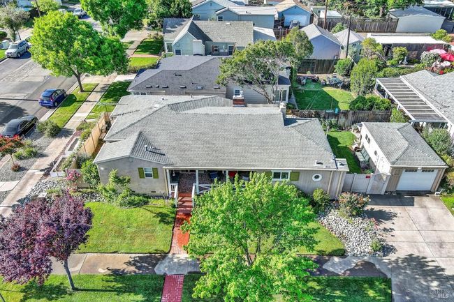 1201 Missouri St, House other with 3 bedrooms, 2 bathrooms and 2 parking in Fairfield CA | Image 6
