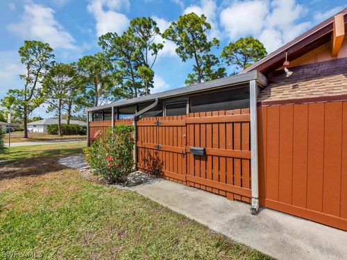 5620 Foxlake Dr, NORTH FORT MYERS, FL, 33917-5647 | Card Image