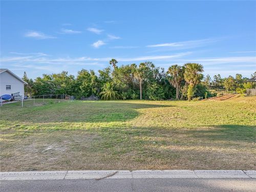901 Eagle Ln, APOLLO BEACH, FL, 33572-2778 | Card Image