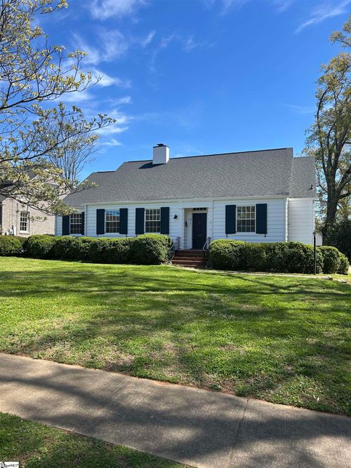101 W Augusta Pl, Greenville, SC, 29605-1811 | Card Image