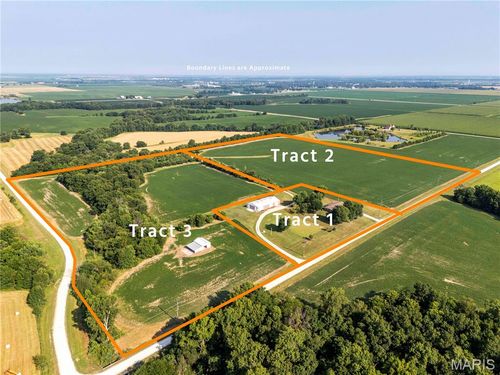 3851 Audrain Road 581, Vandalia, MO, 63382-4112 | Card Image