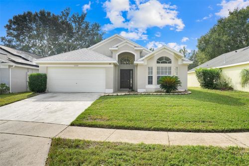 15722 Autumn Glen Ave, CLERMONT, FL, 34714-6107 | Card Image