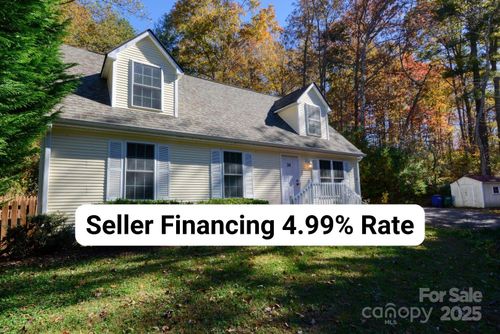 34 East St, Weaverville, NC, 28787-8430 | Card Image