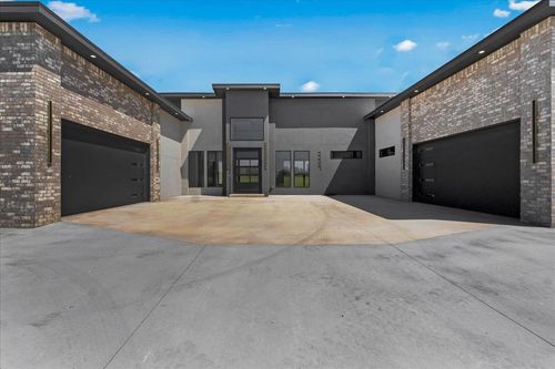 3497 E 400 Rd, Oologah, OK, 74053-3632 | Card Image