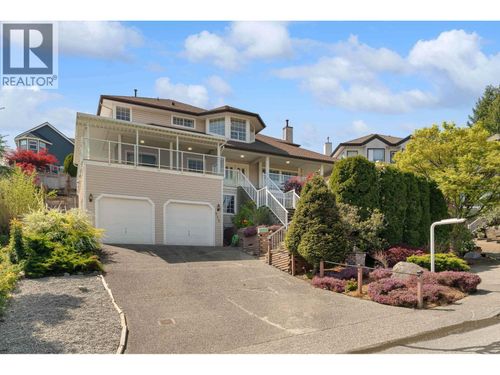 575 Clearwater Way, Coquitlam, BC, V3C5W5 | Card Image