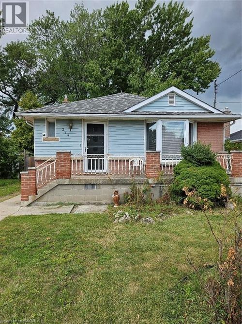 374 E 13th St, Hamilton, ON, L9A4A1 | Card Image