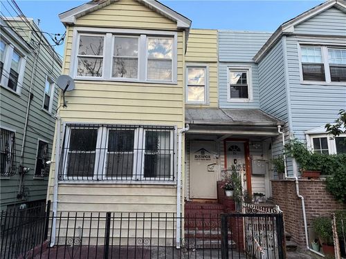85 Autumn Ave, Brooklyn, NY, 11208-1511 | Card Image