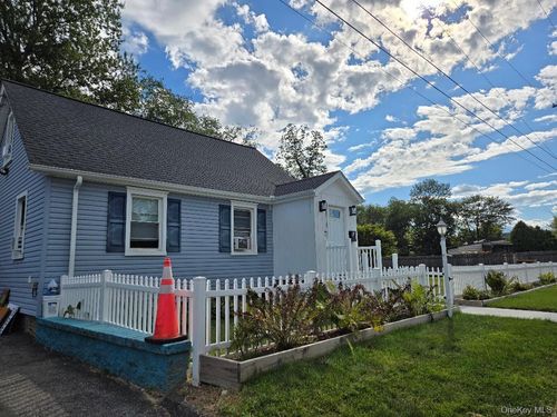 6 Dellacona Rd, Carmel, NY, 10512-5830 | Card Image