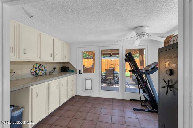 2022 Buffalo Dr, House other with 3 bedrooms, 2 bathrooms and null parking in Levelland TX | Image 28
