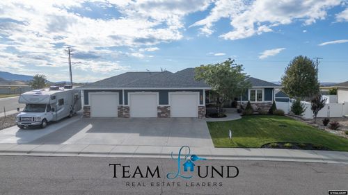 2838 Hogan Dr, Casper, WY, 82601-6075 | Card Image