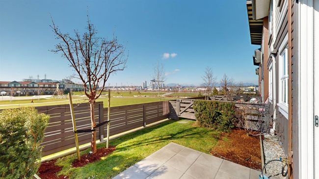 86 - 10311 River Drive, Townhouse with 3 bedrooms, 2 bathrooms and 2 parking in Richmond BC | Image 1