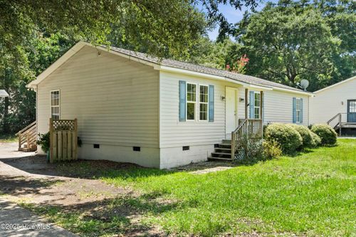 5050 Park Ave, Wilmington, NC, 28403-7023 | Card Image