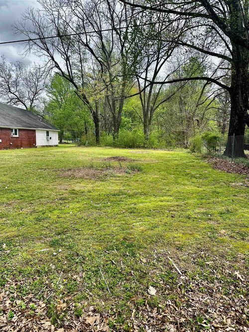 504 N Bond Ave, Brownsville, TN, 38012-2642 | Card Image