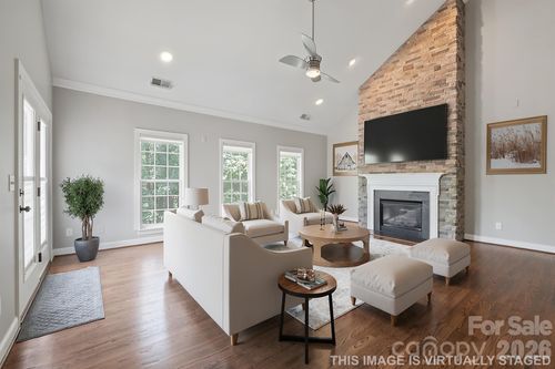 14509 Greenpoint Ln, Huntersville, NC, 28078-2627 | Card Image