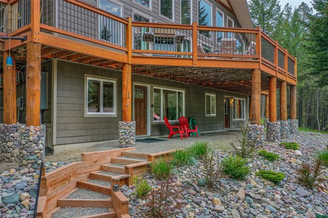 Ample space for outdoor living. | Image 21