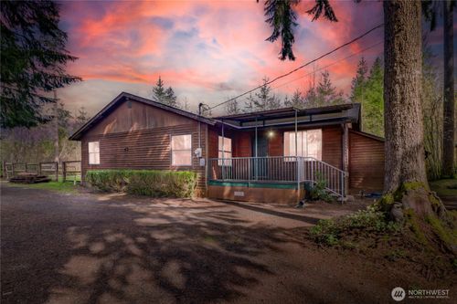 21 W River Dr W, Elma, WA, 98541-9737 | Card Image