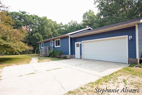 6518 Scott Rd, Twin Lake, MI, 49457-9381 | Card Image