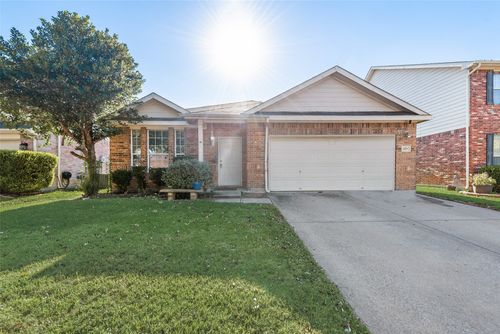 4176 Capstone Dr, Fort Worth, TX, 76244-8143 | Card Image