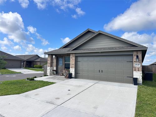 7649 Herd Rider Ln, Corpus Christi, TX, 78414-5643 | Card Image