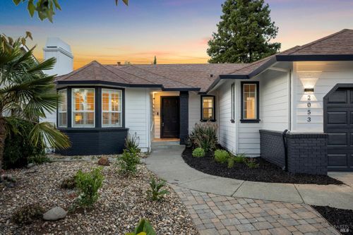 2053 Seville Street, Santa Rosa, CA, 95403 | Card Image