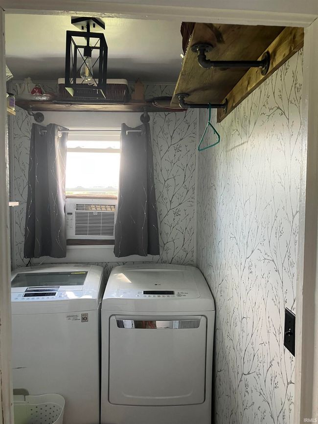8507 W 200 N, House other with 3 bedrooms, 1 bathrooms and null parking in Cromwell IN | Image 13